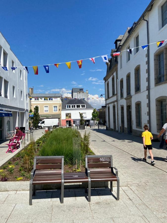 Votre Mini Maison En Plein Coeur Du Centre Ville -Terrasse - Et Parking Prive Sur Place Clos - Draps Et Menage Inclus Concarneau Dış mekan fotoğraf