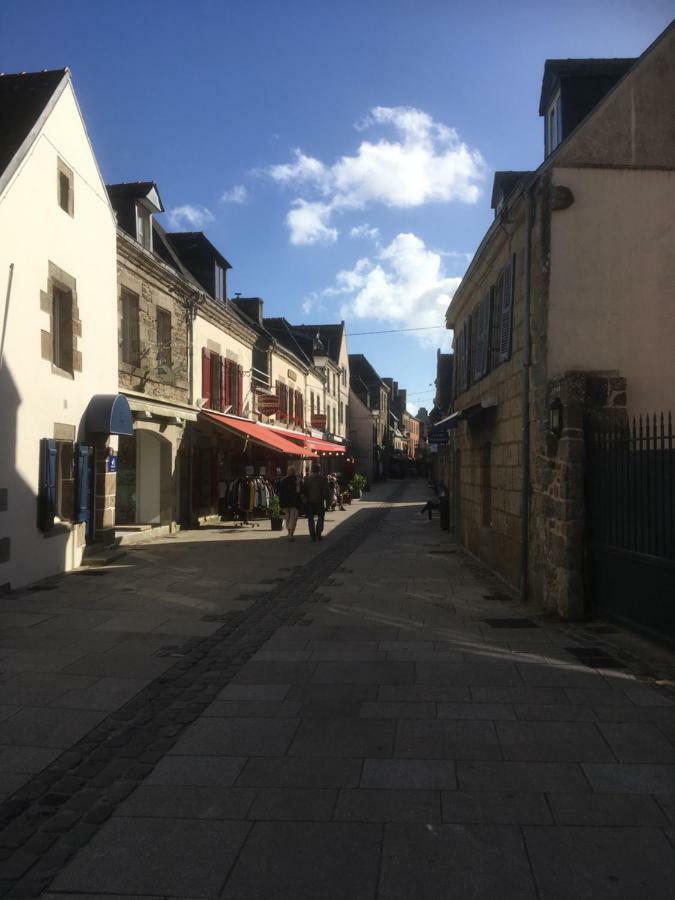 Votre Mini Maison En Plein Coeur Du Centre Ville -Terrasse - Et Parking Prive Sur Place Clos - Draps Et Menage Inclus Concarneau Dış mekan fotoğraf