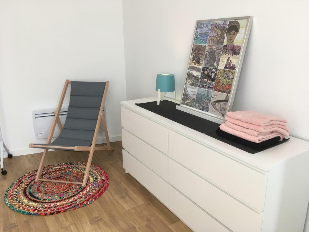 Votre Mini Maison En Plein Coeur Du Centre Ville -Terrasse - Et Parking Prive Sur Place Clos - Draps Et Menage Inclus Concarneau Dış mekan fotoğraf