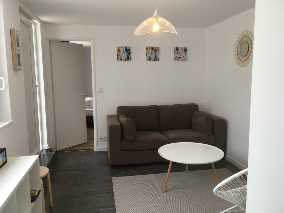 Votre Mini Maison En Plein Coeur Du Centre Ville -Terrasse - Et Parking Prive Sur Place Clos - Draps Et Menage Inclus Concarneau Dış mekan fotoğraf
